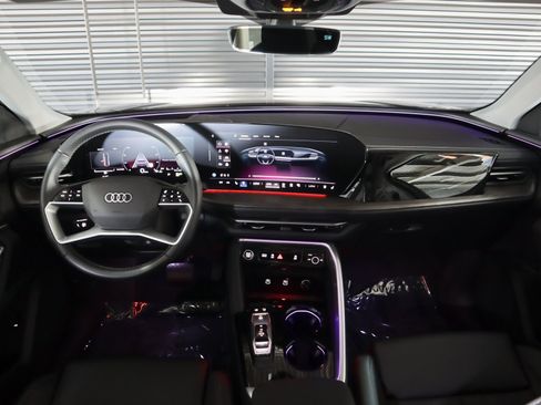 Used 2025 Audi Q5 Premium w/ Premium Plus AWD/4WD image 10
