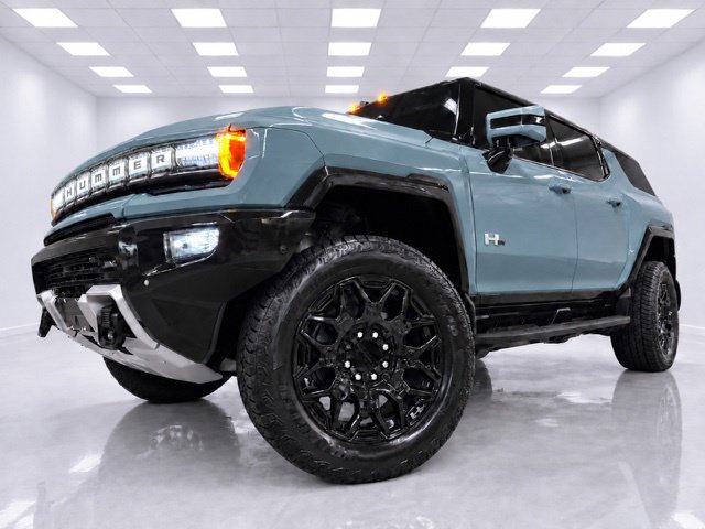 Used 2024 GMC Hummer EV 2X w/ LPO, Illumination Package AWD/4WD image 5