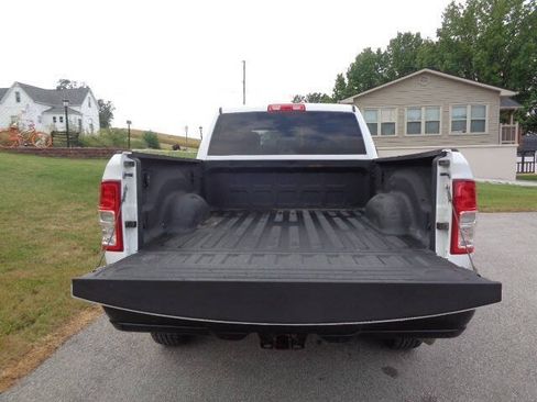 Used 2022 RAM 2500 Tradesman AWD/4WD image 5