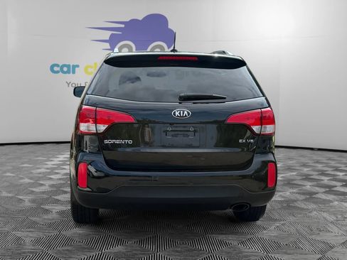 Used 2015 Kia Sorento EX w/ EX V6 Touring Package FWD image 4