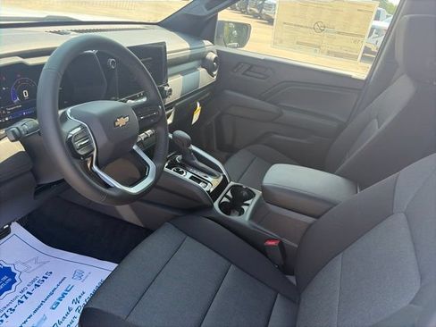 New 2026 Chevrolet Colorado W/T w/ WT Custom Package AWD/4WD image 17