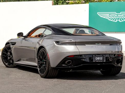 Used 2024 Aston Martin DB12 Coupe image 2