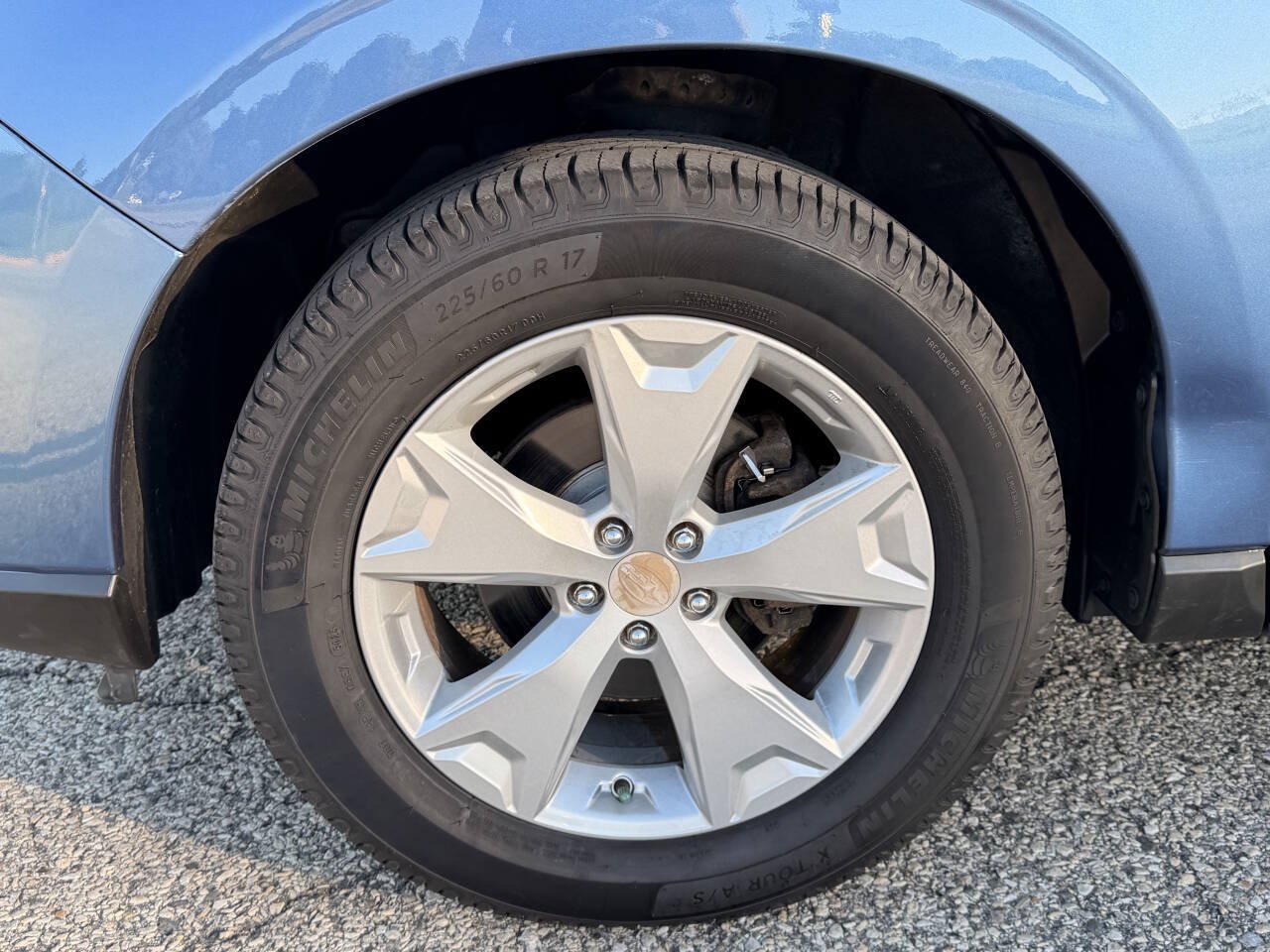 Used 2015 Subaru Forester 2.5i Premium AWD/4WD image 9