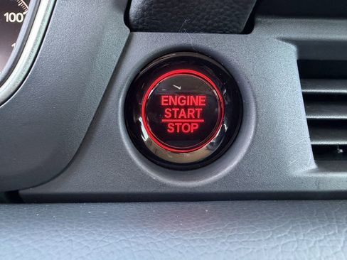 New 2025 Honda Pilot Touring image 26