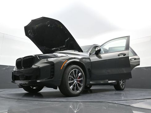 New 2026 BMW X5 xDrive50e w/ M Sport Package image 43
