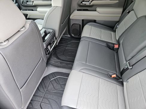 New 2026 Chevrolet Silverado 2500 ZR2 AWD/4WD image 28