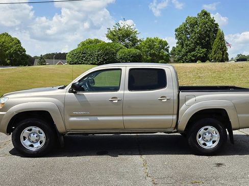Used 2008 Toyota Tacoma PreRunner RWD image 10