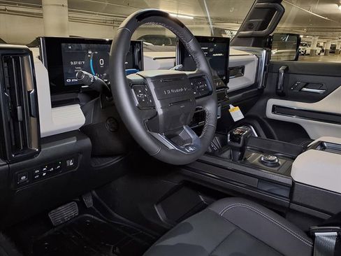 New 2026 GMC Hummer EV 4x4 Crew Cab image 15