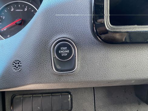 Used 2021 Mercedes-Benz Sprinter 2500 w/ Premium Plus Package image 22