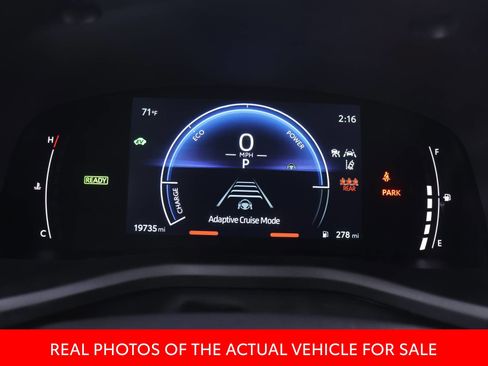 Certified 2025 Toyota Camry SE image 17