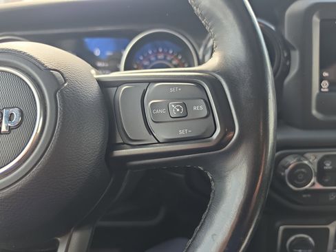 Used 2021 Jeep Wrangler Unlimited Sport AWD/4WD image 23