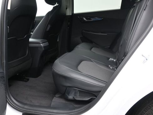 Used 2025 Kia EV6 Light RWD image 15