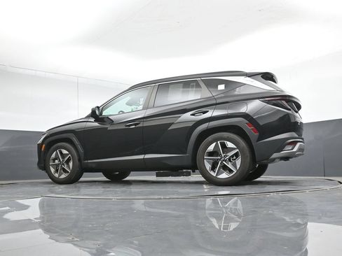Used 2025 Hyundai Tucson SEL FWD image 42