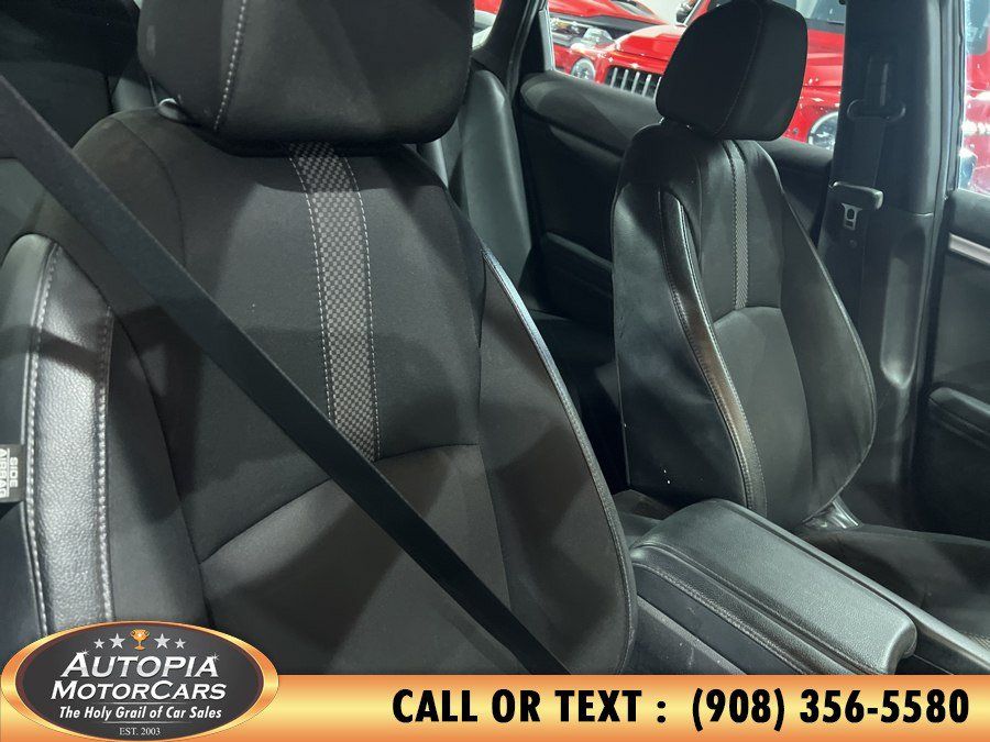 Used 2020 Honda Civic Sport image 12