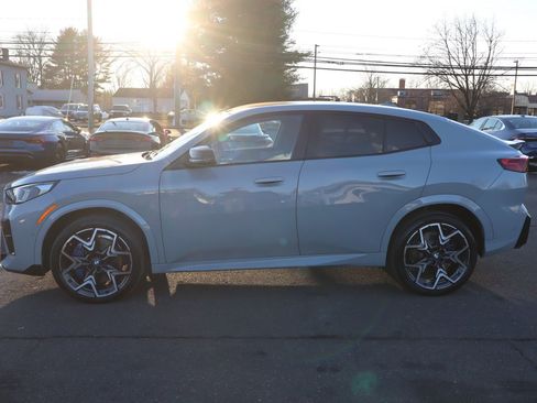 Used 2025 BMW X2 M35i w/ Premium Package image 9