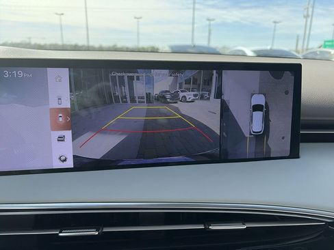 New 2026 Genesis GV70 2.5T Advanced image 24