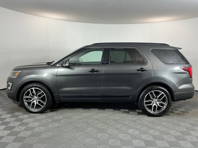 Used 2016 Ford Explorer Sport w/ Equipment Group 401A AWD/4WD image 8