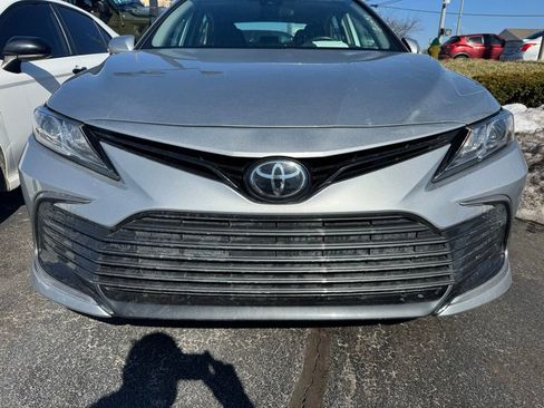 Used 2024 Toyota Camry LE image 5