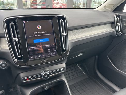Used 2026 Volvo XC40 B5 Ultra w/ Climate Package AWD/4WD image 21