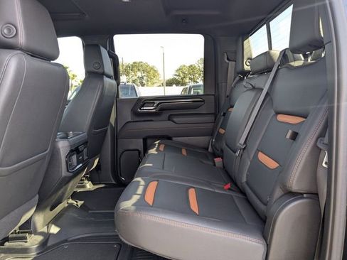 Used 2024 GMC Sierra 2500 AT4 w/ AT4 Premium Plus Package image 14