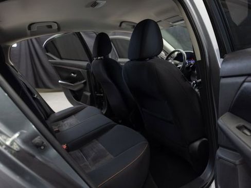 Used 2022 Nissan Sentra SR w/ Trunk Package FWD image 18