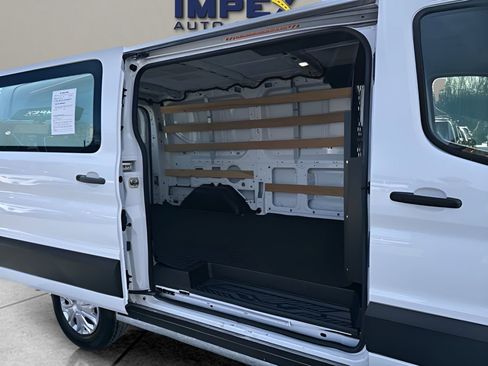 Used 2024 Ford Transit 250 Low Roof w/ Exterior Upgrade Package image 21