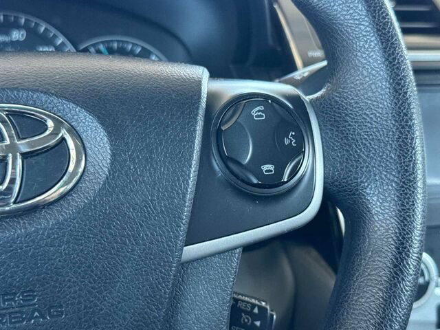 Used 2014 Toyota Camry LE FWD image 25