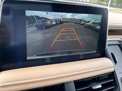 Used 2024 Chevrolet Tahoe Premier AWD/4WD image 21