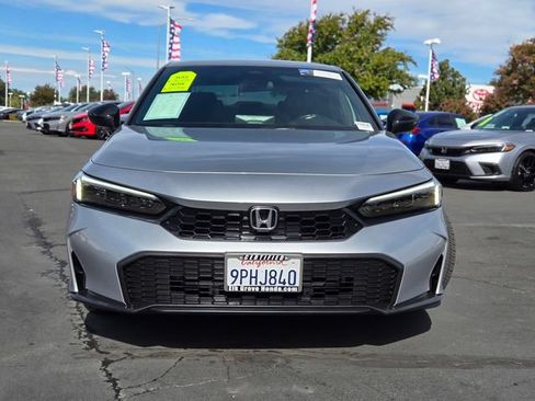 Used 2025 Honda Civic Sport image 2