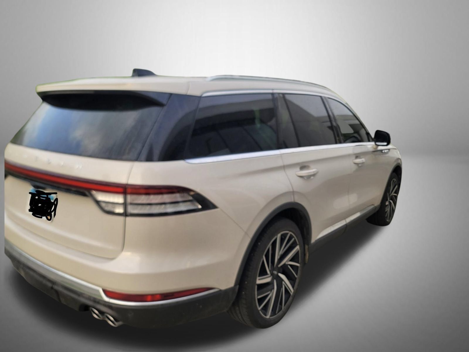 Used 2025 Lincoln Aviator Reserve w/ Equipment Group 201A AWD/4WD image 4