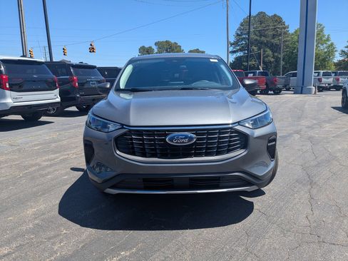 Used 2025 Ford Escape Active w/ Cold Weather Package AWD/4WD image 3