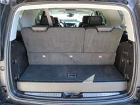 Used 2019 Cadillac Escalade Premium Luxury AWD/4WD image 44