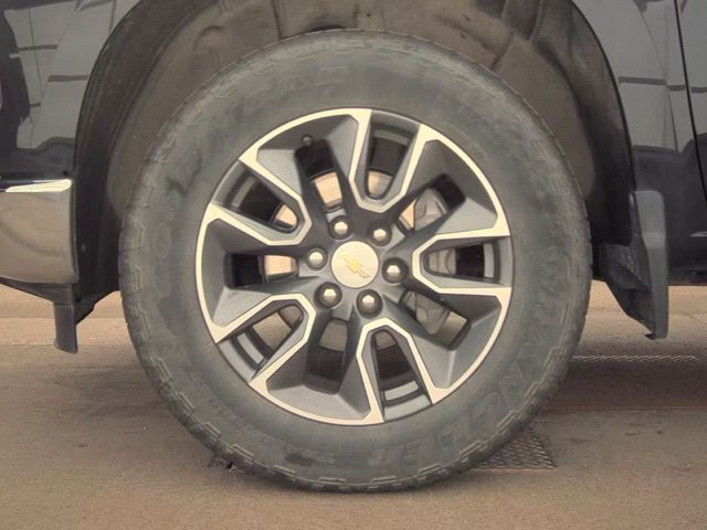 Used 2024 Chevrolet Silverado 1500 LT AWD/4WD image 20