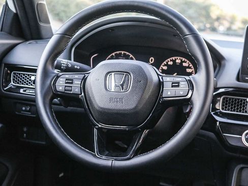 Used 2023 Honda Civic Sport image 14