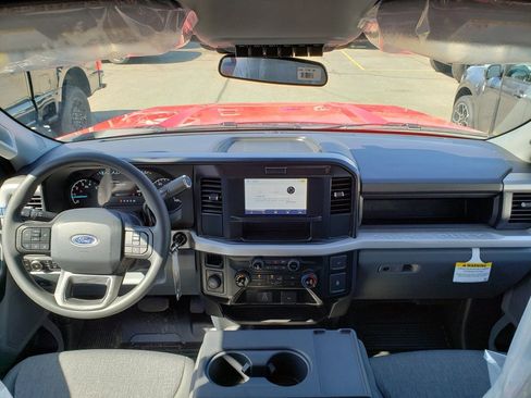 New 2025 Ford F250 XLT image 13