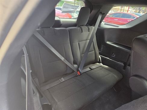 Used 2020 Ford Explorer XLT RWD image 12