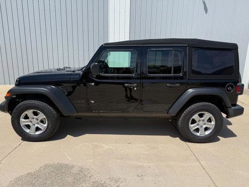 Used 2021 Jeep Wrangler Unlimited Sport AWD/4WD image 1