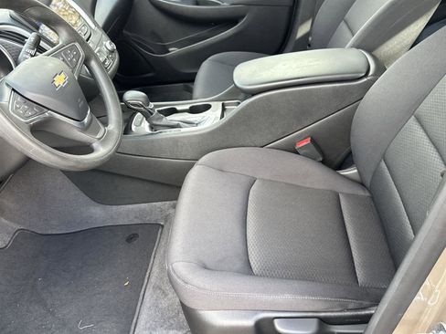 Used 2022 Chevrolet Malibu LS image 13