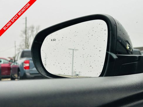 Used 2024 Chevrolet Trax LT w/ Driver Confidence Package image 9