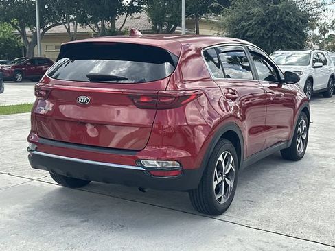 Certified 2021 Kia Sportage LX FWD image 6