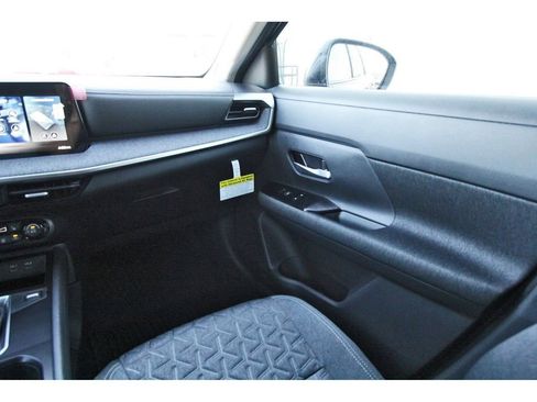 New 2026 Nissan Kicks SV w/ SV Premium Package image 10