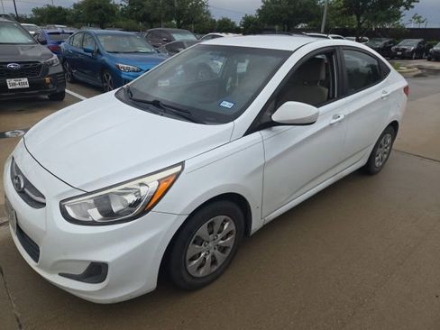 Used 2016 Hyundai Accent SE image 6