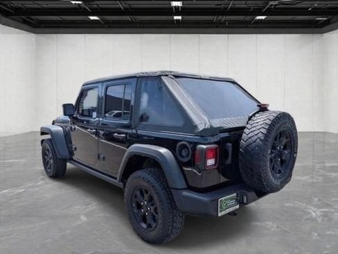 Used 2021 Jeep Wrangler Unlimited Sport AWD/4WD image 3
