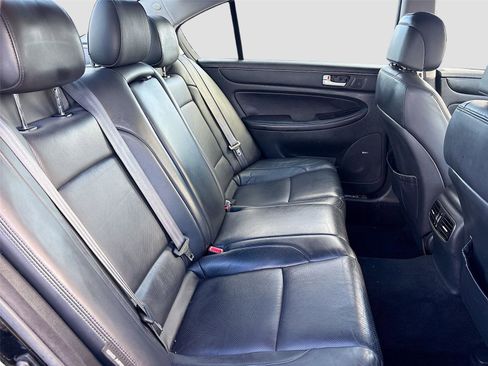 Used 2012 Hyundai Genesis 5.0 image 31