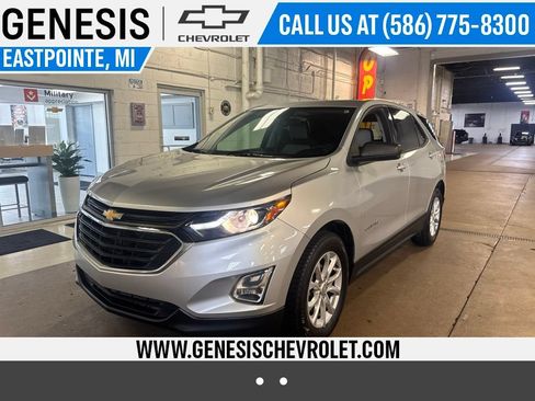 Used 2019 Chevrolet Equinox LS w/ LS Convenience Package FWD image 1