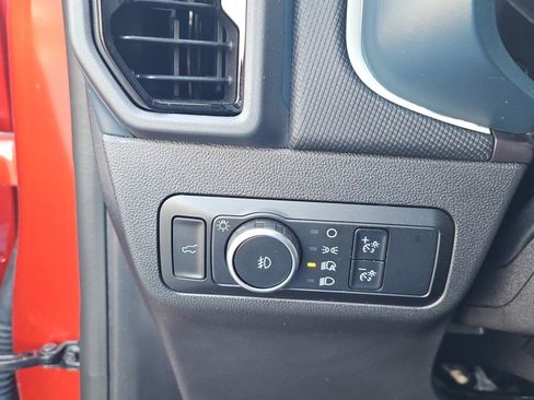 Used 2024 Ford Bronco Sport Heritage w/ Heritage Convenience Package image 18