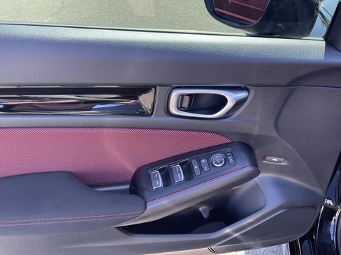 Used 2025 Honda Civic Si image 17