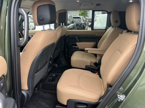 Used 2026 Land Rover Defender 130 S AWD/4WD image 32