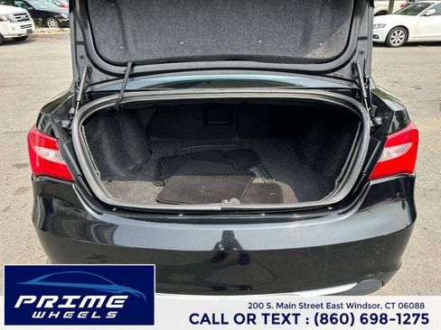 Used 2013 Chrysler 200 LX image 8