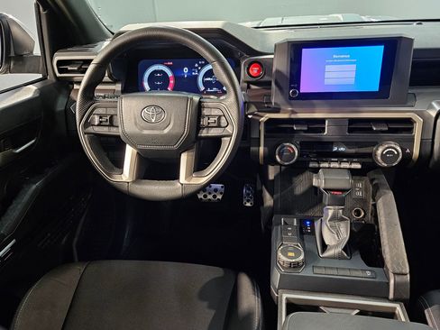 Used 2024 Toyota Tacoma TRD Sport RWD image 9